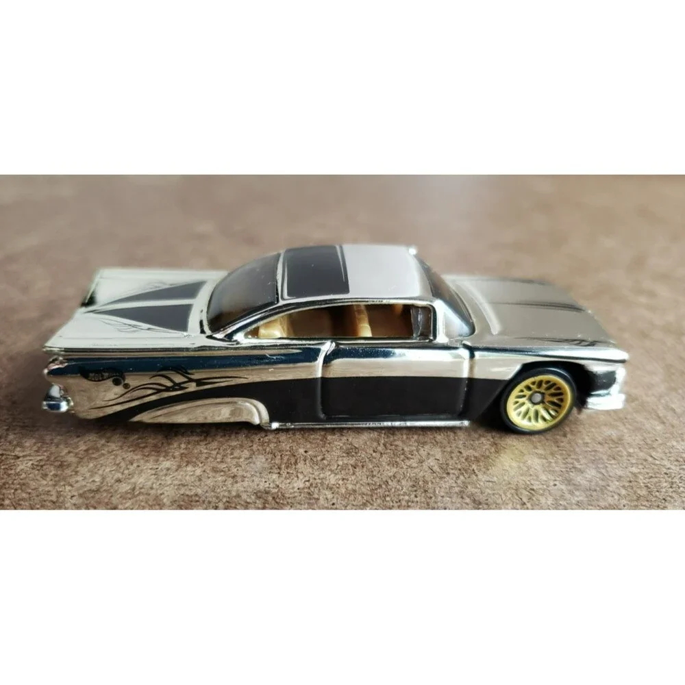 1999 Hot Wheels '63 T-BIRD & 59 IMPALA Chrome K B TOYS 2-PACK 1:64 23196 Gold LW